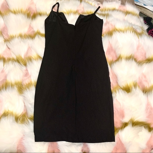 Lux LA Black Wired V Dress - Picture 3 of 5